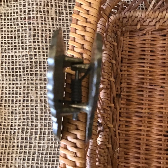 Vintage Enameled peacock desk clip. - Picture 6 of 6